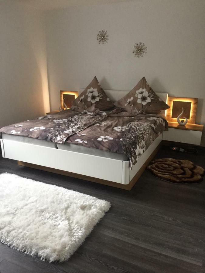Ana'S Ferienwohnung フュルト・イム・ヴァルト エクステリア 写真