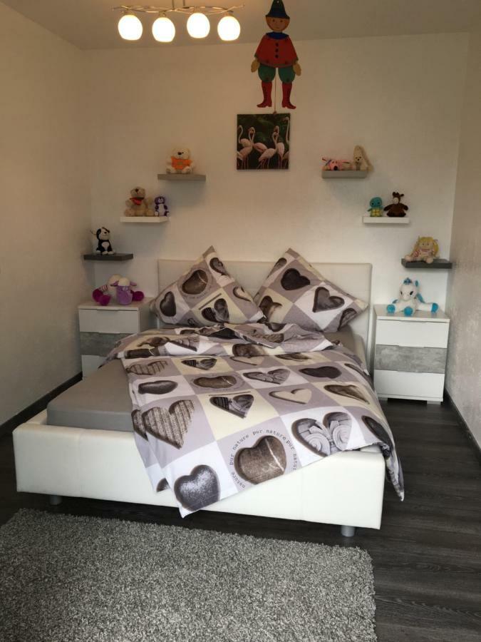 Ana'S Ferienwohnung フュルト・イム・ヴァルト エクステリア 写真